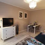 Kghn Apartments Wyszynskiego II